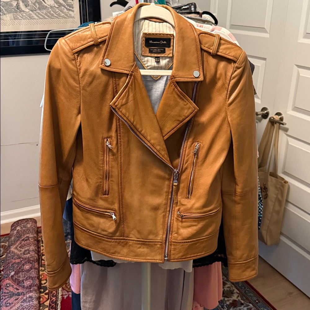EUC Italian Import Massimo Dutti Women’s Real Leather Coat Size S